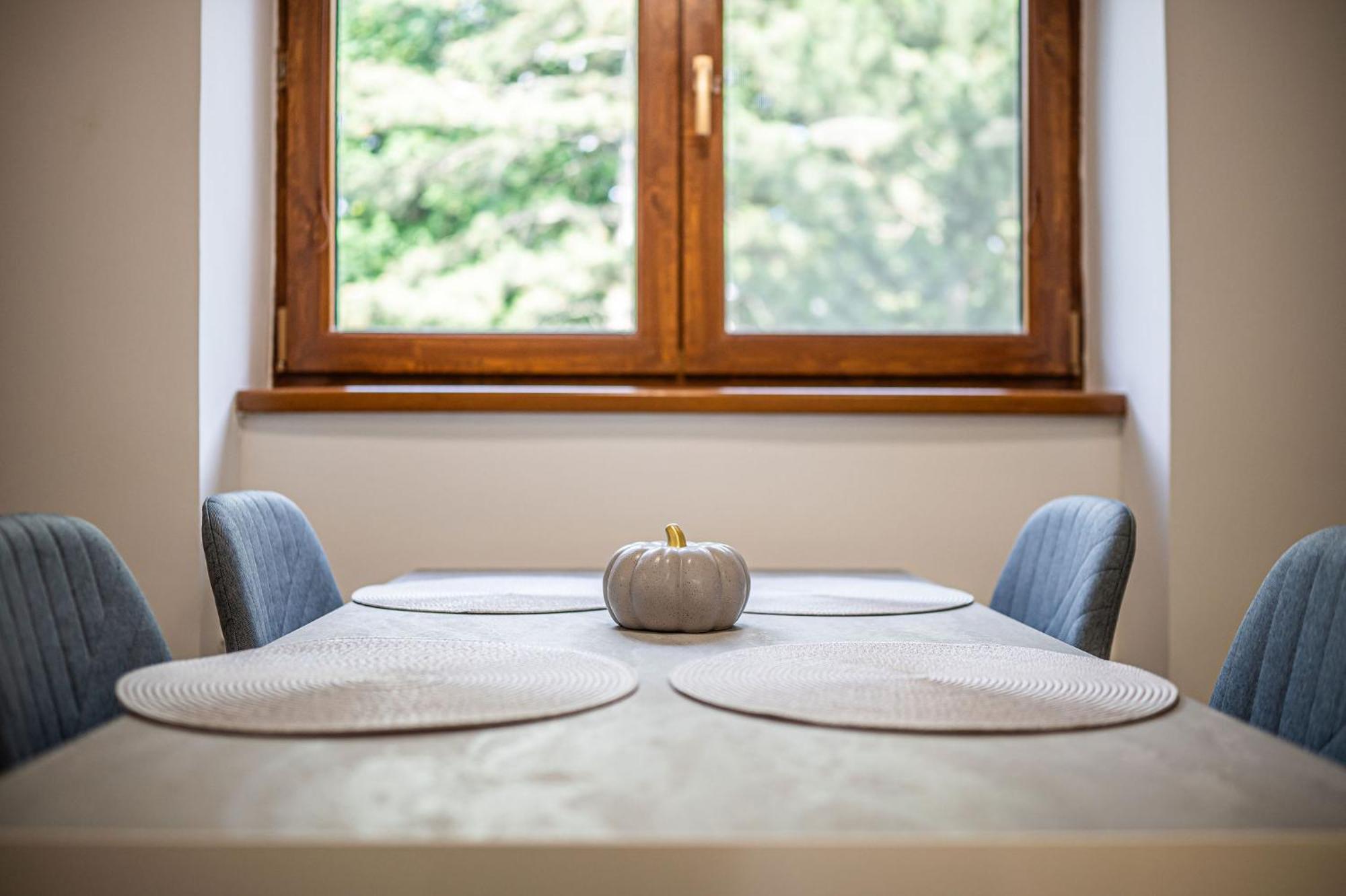 Nitra Castle Suite - Modern Elegance & Serenity Buitenkant foto